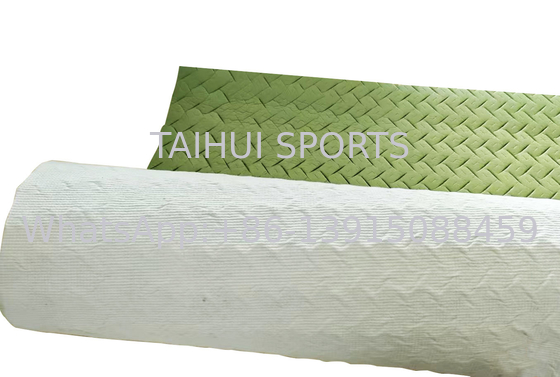 जल निकासी छेद 1.5 मीटर चौड़ाई फुटबॉल मैदानों के लिए शॉक पैड