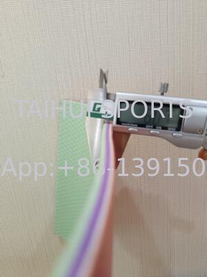 बहुउद्देश्यीय बैडमिंटन फर्श मॉड्यूलर आउटडोर प्लास्टिक फर्श मैट बैडमिंटन मैदान के लिए पार्केट सतह उपचार बास्केटबॉल टेनिस कोर्ट