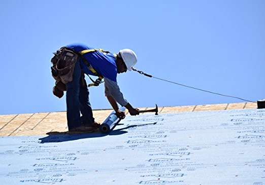 वाटरप्रूफ फोम शॉक पैड सिंथेटिक छत अंडरलेयमेंट कस्टम एल्यूमीनियम फिल्म के साथ मुद्रित 2